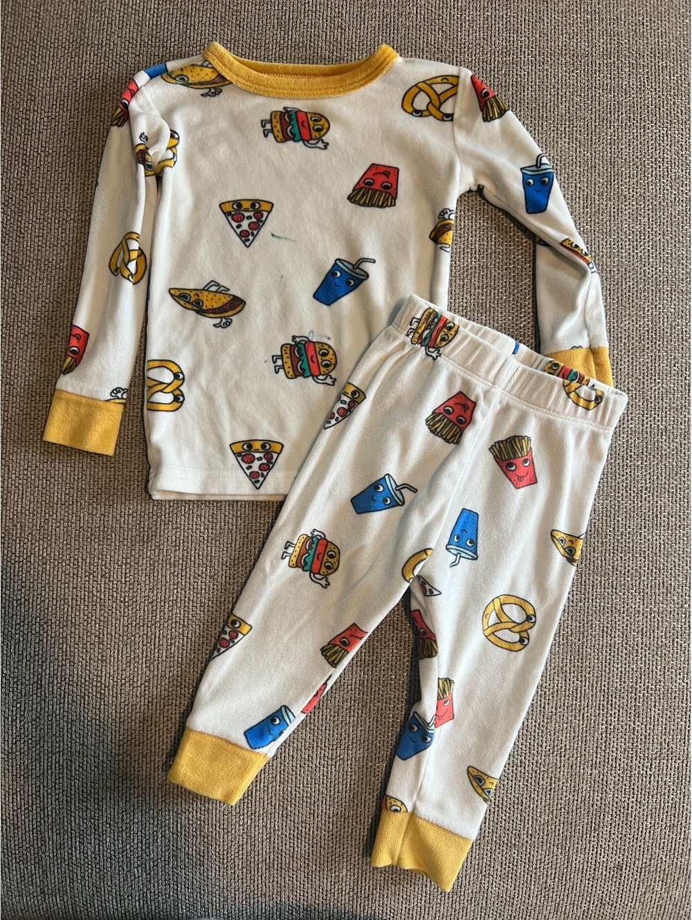 Cat & Jack Fleece Pajamas Set